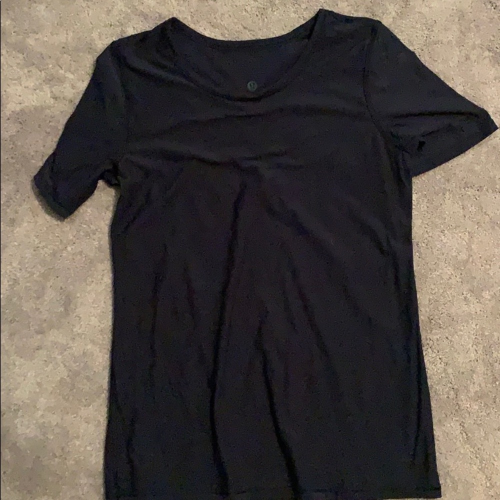 Lululemon Navy Blue emerald tee